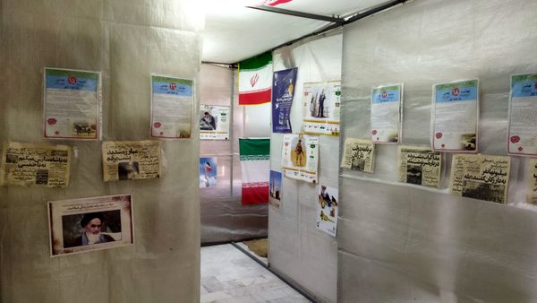 نمایشگاه مدرسه انقلاب در دبیرستان شهید بهشتی سمنان 