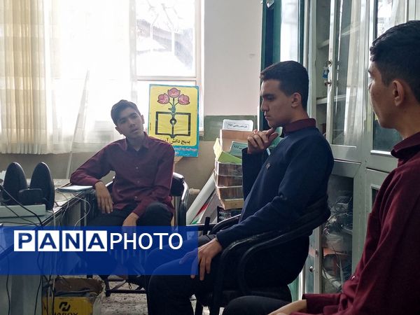 جلسه شورای پانا دبیرستان نمونه آیت الله خامنه ای 