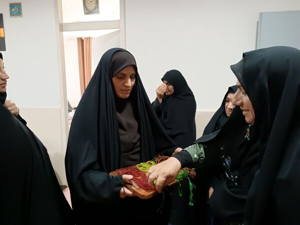 بازگشت امام جمعه از سفر مکه و استقبال گرم مردم فارسان