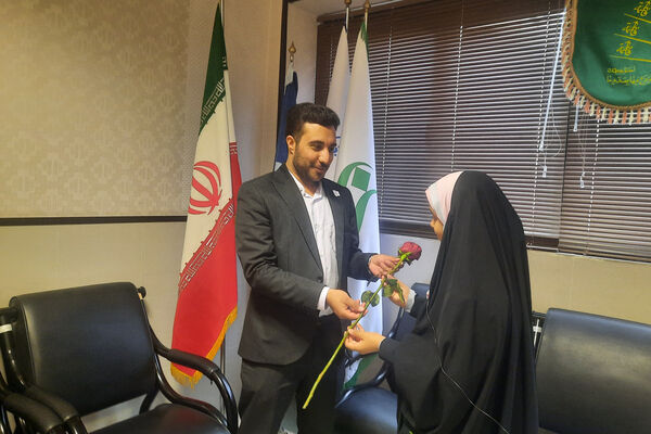 سنگ‌تمام دانش‌آموزان پیشتاز و خبرنگاران پانا برای فرهنگیان