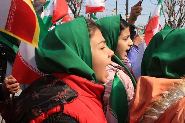 حضور پرشور مردم بهارستانی در راهپیمایی ۲۲ بهمن