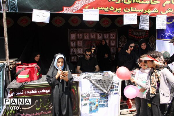 حضور پر رنگ کودکان و نوجوانان حسینی در راهپیمایی جاماندگان اربعین