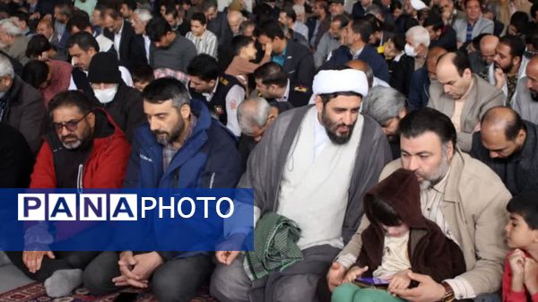 اقامه نماز جمعه روز جهانی قدس در شهرستان سمنان 