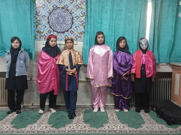 «ماها»؛ هفته‌ای برای جان گرفتن هنر روی صحنه مدرسه