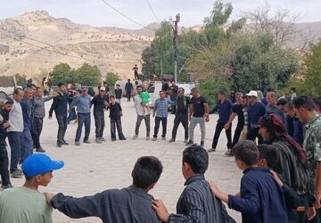 جاماندگان اربعین حسینی در منطقه ی سادات حسینی شهرستان دزپارت عزاداری کردند