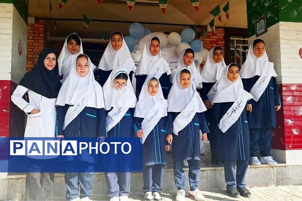 فعالیت سفیران سلامت در مدرسه خواهران بابایی
