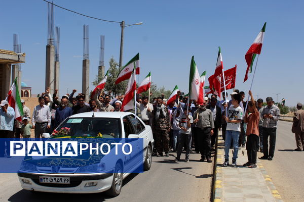 شادپیمایی مردم شهر درق پس از عملیات وعده صادق 3 در روز عید غدیر