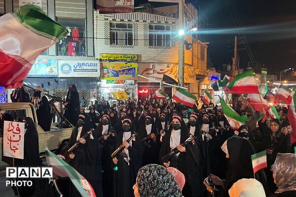 تداوم خلق حماسه مردم فیروزکوه با حضور دختران و مادران جانفدا