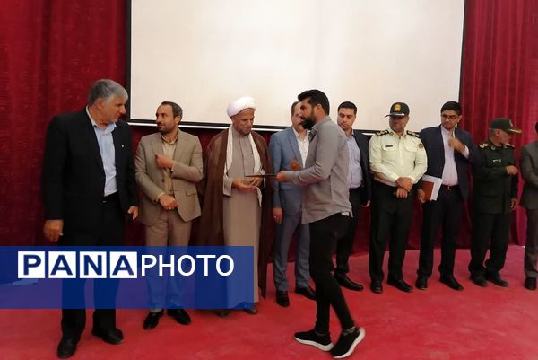 آیین تکریم و معارفه رئیس شعبه اول دادگاه عمومی و رئیس حوزه قضایی شهرستان بیضا 