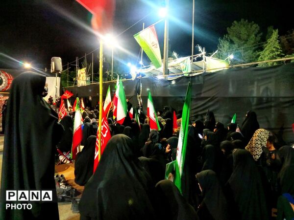 سومین شب عزاداری به یاد کودک سه ساله کربلا