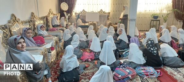 حماسه همدلی یک معلم همدانی در روزهای جنگ