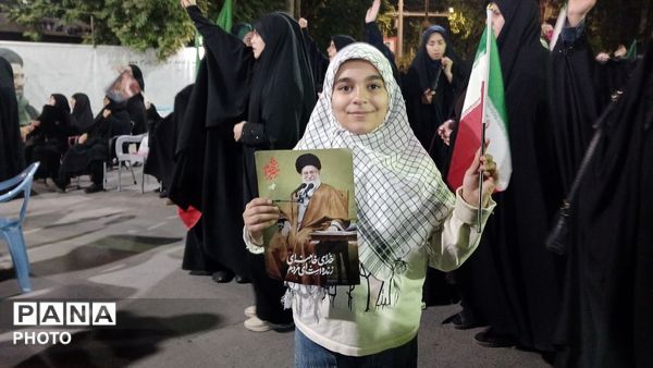 دل‌های عاشق وطن در خرم‌ آباد، وفاداری را به تصویر کشیدند
