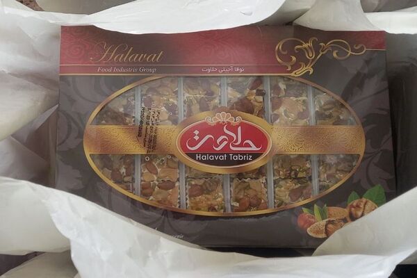 پخش ارزاق در هنرستان کوثر شهر قیامدشت ری یک