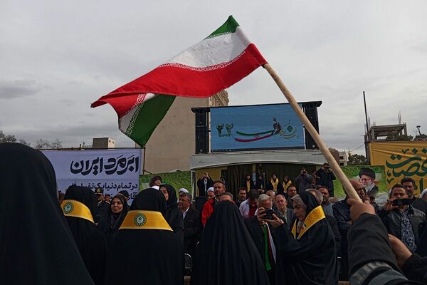 22بهمن در اسلامشهر؛ حماسه‌ای از جنس حضور