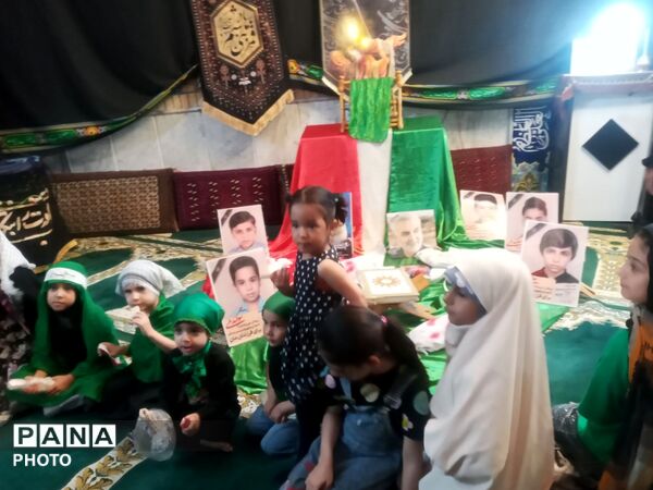 مراسم شیر خوارگان حسینی در مسجد حضرت علی علیه السلام 