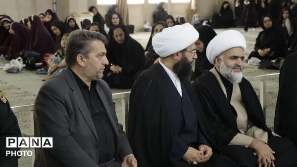 طنین نوای «احلی من العسل» در پاکدشت؛ تجدید میثاق دانش‌آموزان با نوجوان دشت کربلا