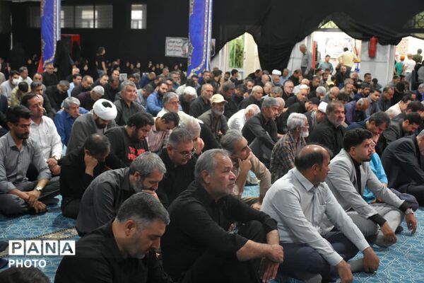 تجدید بیعت با رهبر در قروه