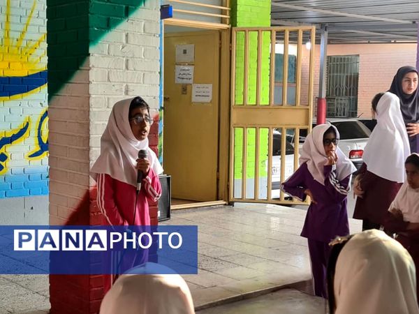 جشن کتاب و قصه‌گویی در دبستان شهید تنیده