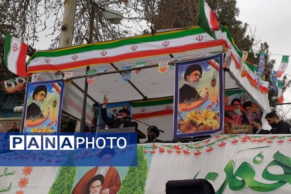 ۲۲بهمن تجلی شور، هیجان، ایستادگی و وطن دوستی در رودهن