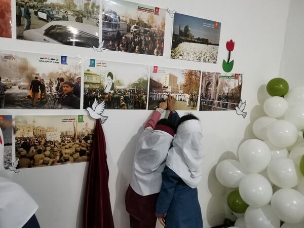 نمایشگاه عکس‌های مستند « دی۱۳۵۷ مشهد» 