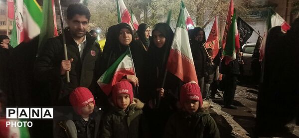  شور و همبستگی در تجمعات شبانه همدان