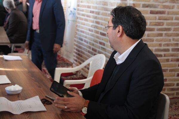 میز خدمت در نماز جمعه نیشابور 