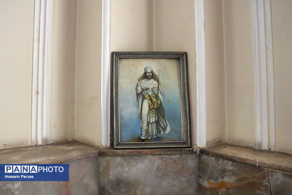 بازدید وزیر میراث فرهنگی، گردشگری و صنایع‌دستی‌ از نیایشگاه آدُریان