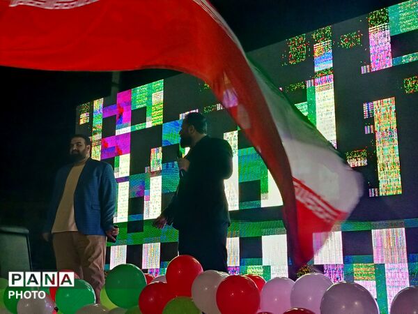 مشت آهنین مردم شهرکرد بر دهان یاوه‌گویان؛ هفتادمین تجمع شبانه