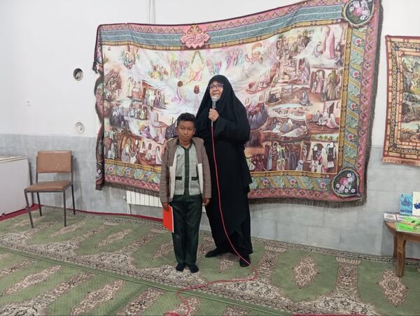 برگزاری صبحگاه مهدویت در مدرسه پیروزی