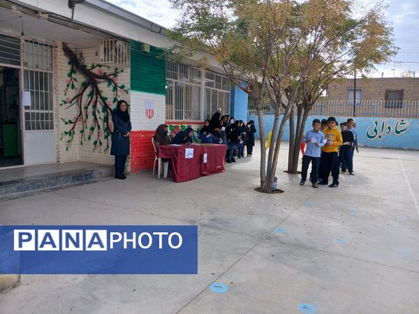 انتخابات شورا‌ی دانش‌آموزی در دبستان شهید‌ دیالمه کاشمر