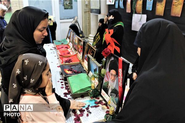 برپایی نمایشگاه فرهنگی در حاشیه یادواره شهدای جانباز استان قم