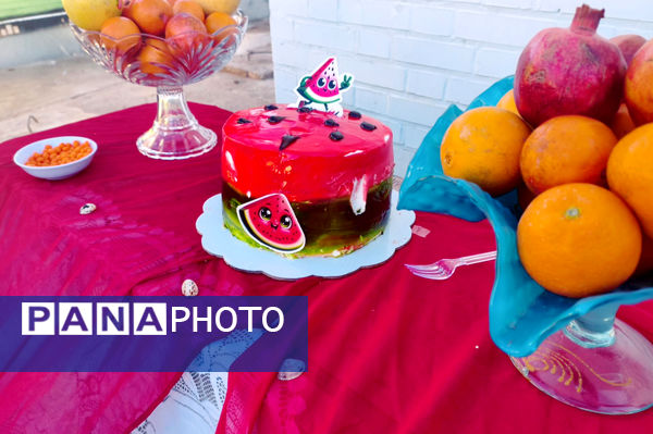 جشن یلدا در دبیرستان فردوس شهرک