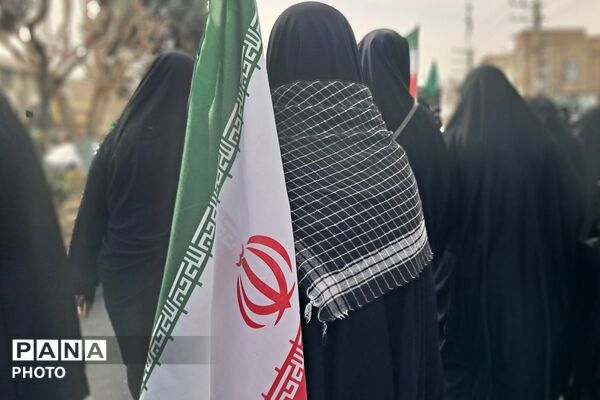 تشییع پیکر مطهر شهدای وطن در گلزار شهدای شهرستان ملارد