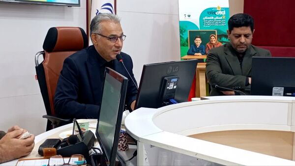 دیدار صمیمی دانش‌آموزان گلستان با مدیر شبکه آموزش ملی 