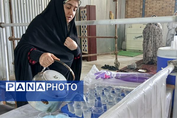 نماز عید قربان، تجلی بندگی خدا