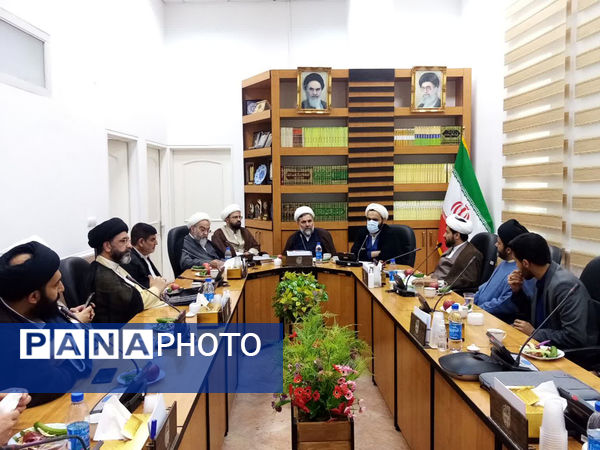دیدار معاون پرورشی و فرهنگی وزارت آموزش و پرورش با مدیران مراکز علمی، پژوهشی حوزوی در قم