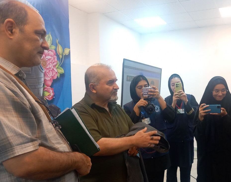 ساختن نسلی آگاه، پویایی جامعه را تضمین می‌کند