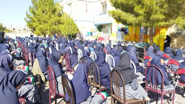 جشن عاطفه‌ها در مدارس اسکو