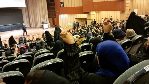 دورهمی بزرگ «لیگ جتی‌ها»