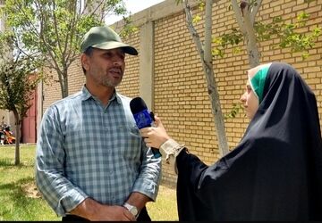برپایی نماز جمعه همدلی و ایستادگی مردم شهید پرور اصفهان 