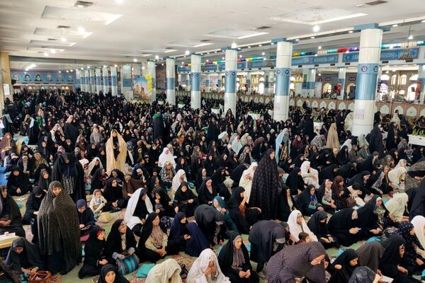 روز جهانی کار و کارگر و روز معلم را تبریک گفت