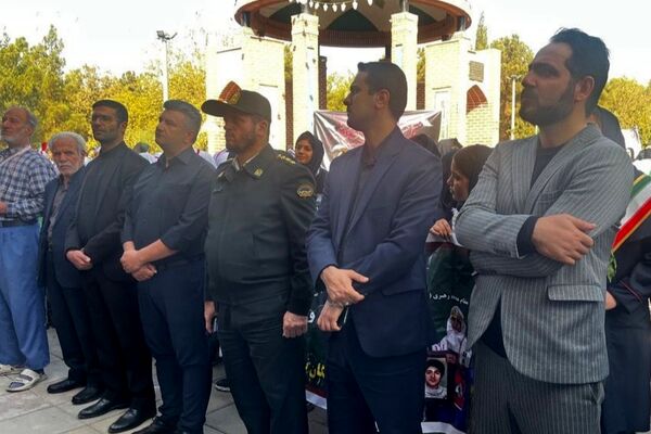 یوم الله در خاورشهر