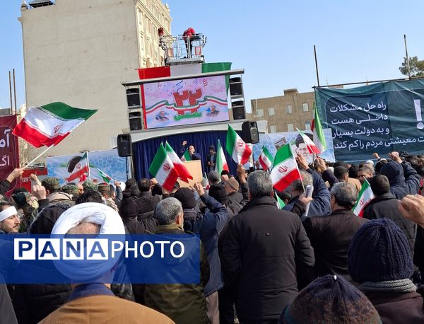 تجمع مردم غیور، انقلابی و ولایتمدار اسلامشهر در جشن ۴۶ سالگی انقلاب اسلامی