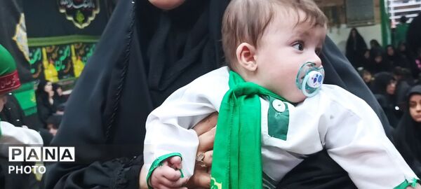 تجلی مظلومیت در آغوش مادران