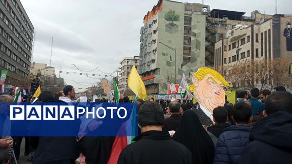 تجدید پیمان مردم پایتخت در روز ۲۲ بهمن