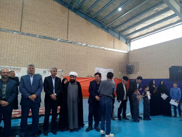 بوم و نوا صحنه تقدیر از کتاب‌دوستان فدافن