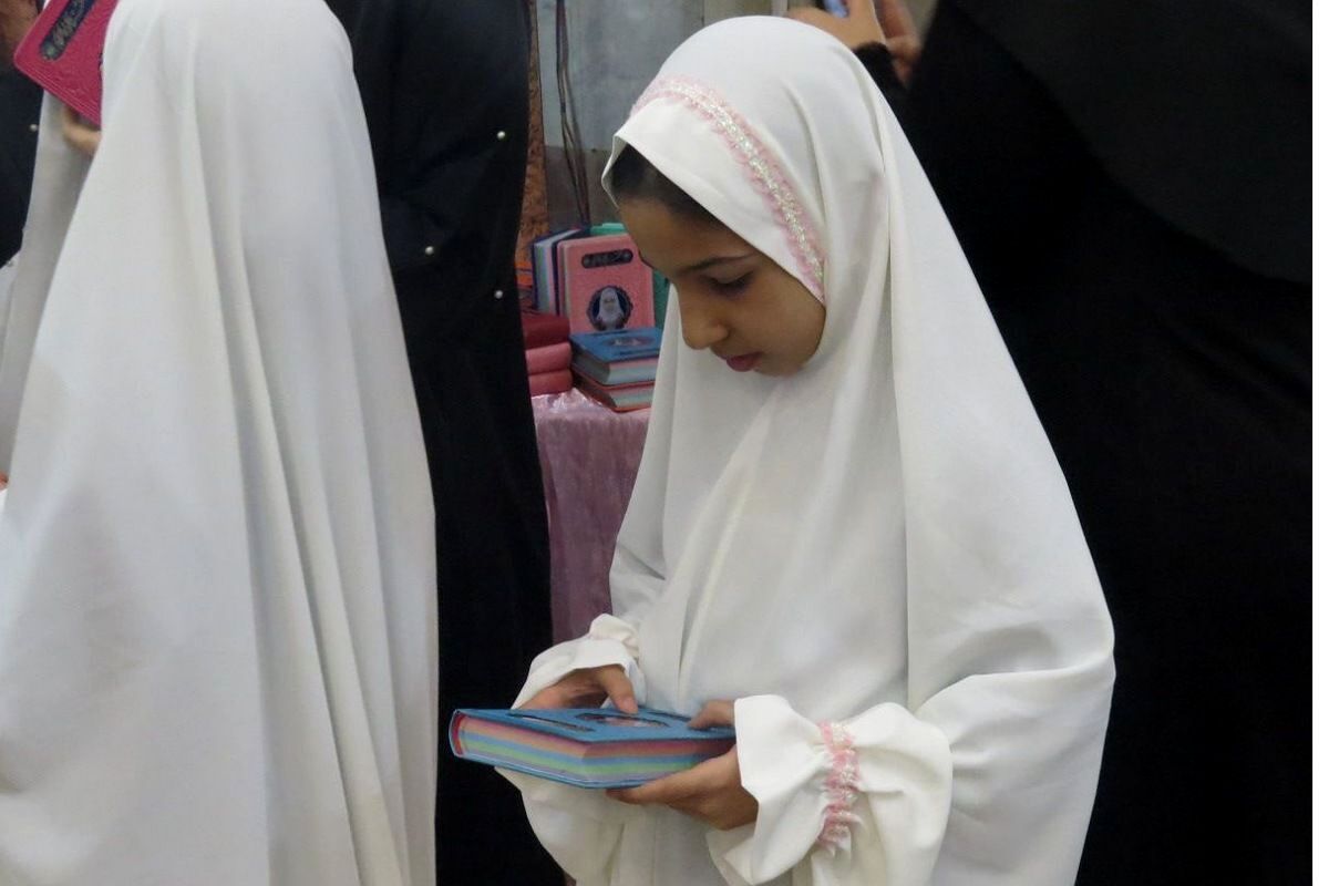 جشن تکلیف دختران؛ گامی نو در مسیر بندگی و مسئولیت‌پذیری