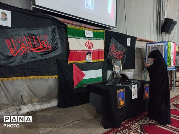 مراسم روضه خوانی و قرائت زیارت عاشورا در نیشابور 
