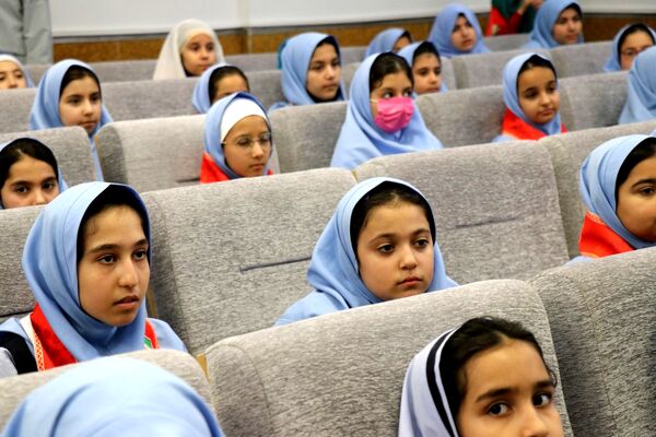 جشن نیکوکاری در مدرسه آرمینه مصلی نژاد ناحیه 6 مشهد مقدس