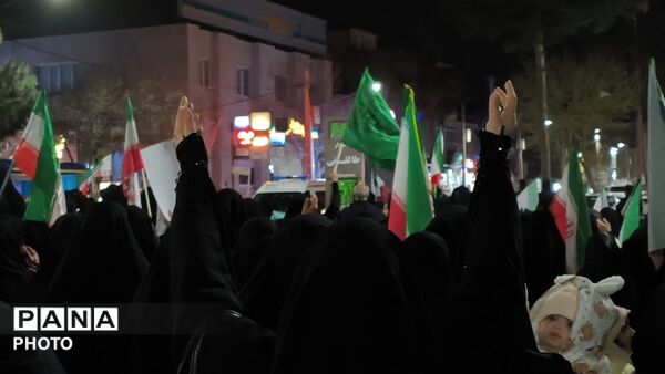  نور اتحاد در تاریکی دسیسه‌های دشمنان